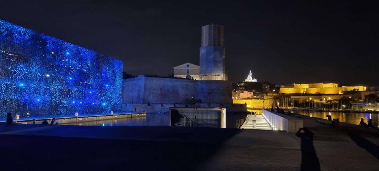 T2 La Joliette Sur Notre Dame Lejlighed Marseille Eksteriør billede